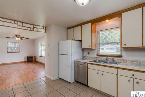 109 Jay Street Le Sueur MN 56058