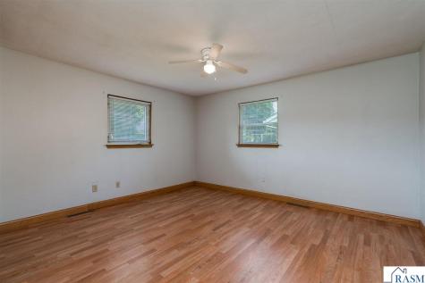 109 Jay Street Le Sueur MN 56058