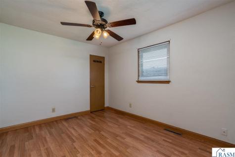 109 Jay Street Le Sueur MN 56058