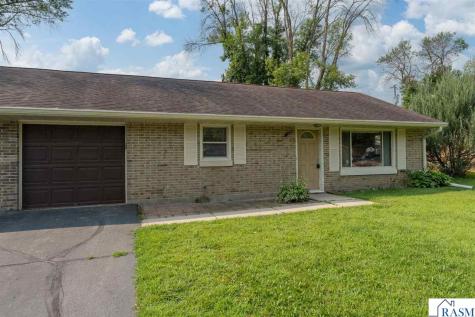 109 Jay Street Le Sueur MN 56058