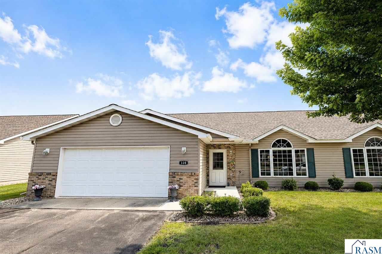 128 Gull Path Mankato MN 56001
