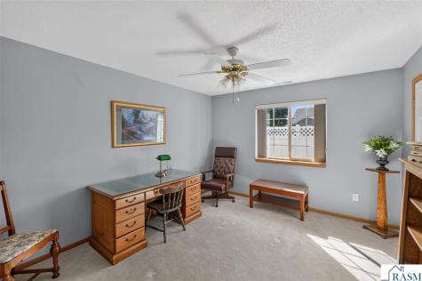 128 Gull Path Mankato MN 56001