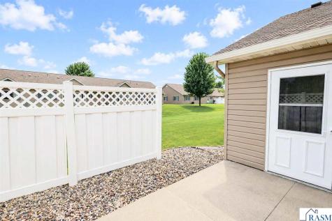 128 Gull Path Mankato MN 56001