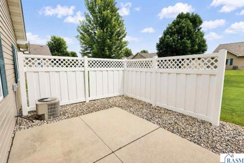 128 Gull Path Mankato MN 56001