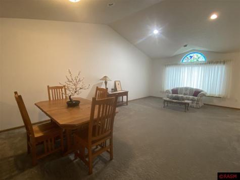 2113 Meyer Drive New Ulm MN 56073