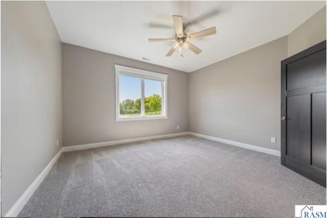 104 Dancing Waters Circle Mankato MN 56001