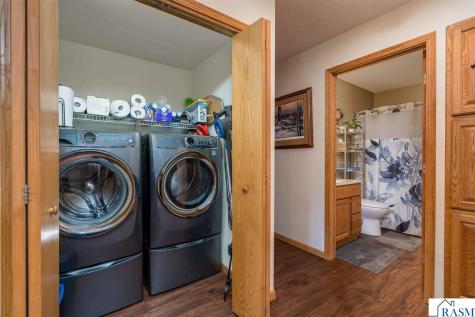 1355 Adams Street Mankato MN 56001