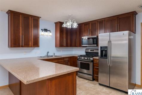 31 Pleasant View Trail North Mankato MN 56003