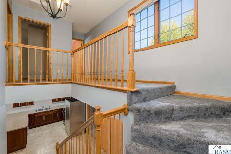 31 Pleasant View Trail North Mankato MN 56003