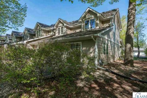 31 Pleasant View Trail North Mankato MN 56003