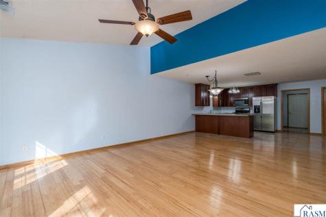 31 Pleasant View Trail North Mankato MN 56003