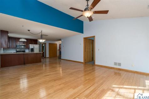 31 Pleasant View Trail North Mankato MN 56003
