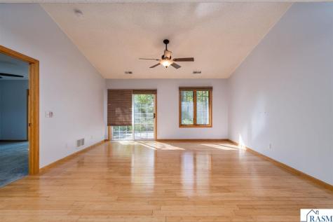 31 Pleasant View Trail North Mankato MN 56003