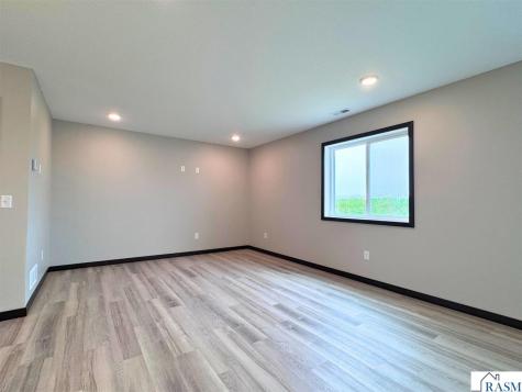 3204 Scotch Lane Mankato MN 56001