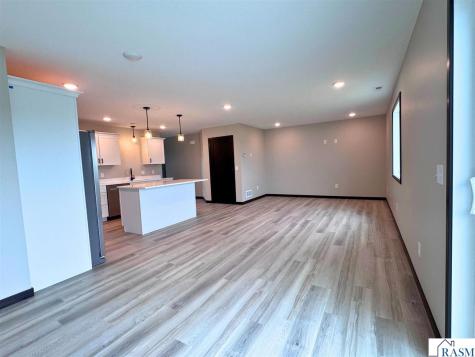 3204 Scotch Lane Mankato MN 56001