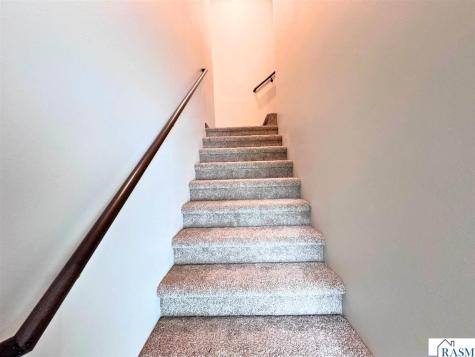 3204 Scotch Lane Mankato MN 56001