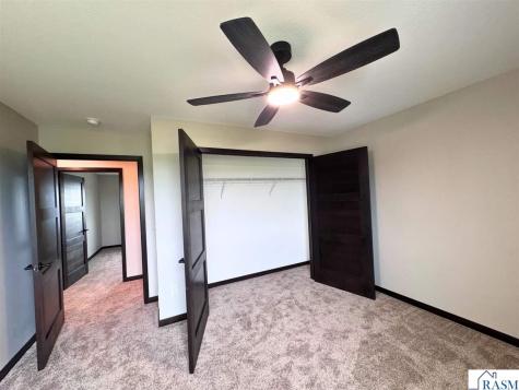3204 Scotch Lane Mankato MN 56001