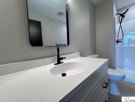 3204 Scotch Lane Mankato MN 56001
