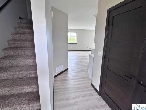 3204 Scotch Lane Mankato MN 56001