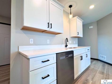 3204 Scotch Lane Mankato MN 56001