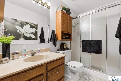 601 Shoreacres Drive Fairmont MN 56031