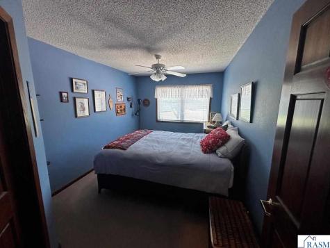 549 Stones Way St. Peter MN 56082