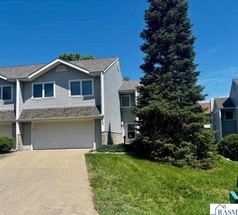 549 Stones Way St. Peter MN 56082