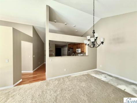 1314 Pine Pointe Curve St. Peter MN 56082
