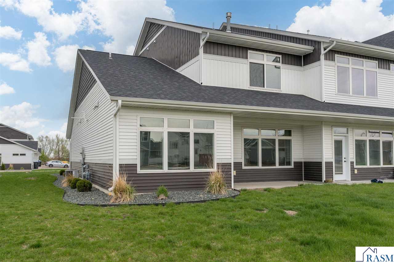417 Prairie Rose Trail Mankato MN 56001