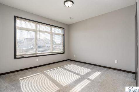 417 Prairie Rose Trail Mankato MN 56001