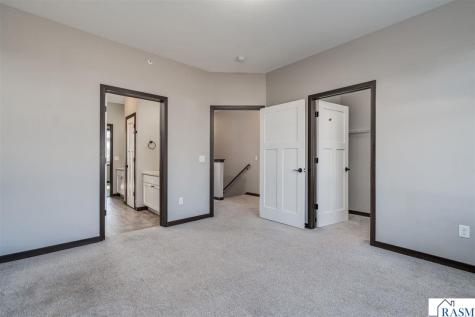 417 Prairie Rose Trail Mankato MN 56001