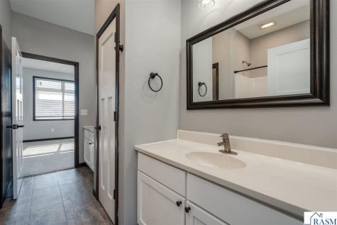 417 Prairie Rose Trail Mankato MN 56001