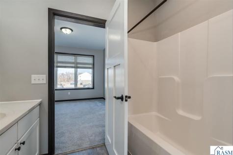 417 Prairie Rose Trail Mankato MN 56001