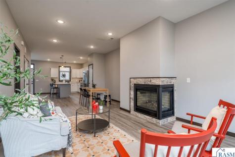 417 Prairie Rose Trail Mankato MN 56001