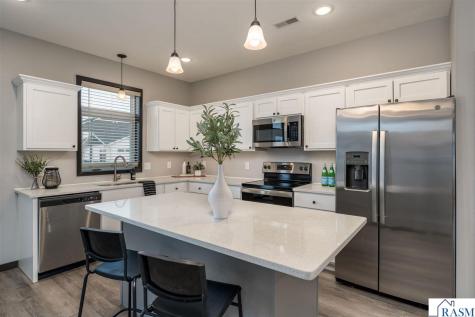 417 Prairie Rose Trail Mankato MN 56001