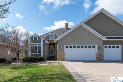105 Viking Court Mankato MN 56001
