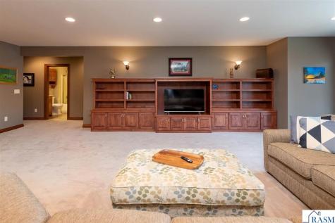 105 Viking Court Mankato MN 56001