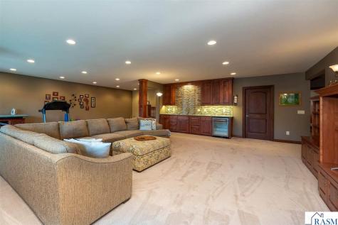 105 Viking Court Mankato MN 56001