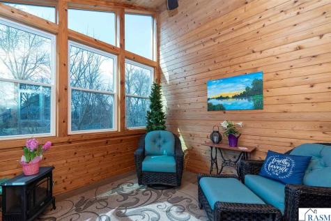105 Viking Court Mankato MN 56001