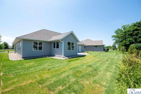 216 Dancing Waters Circle Mankato MN 56001
