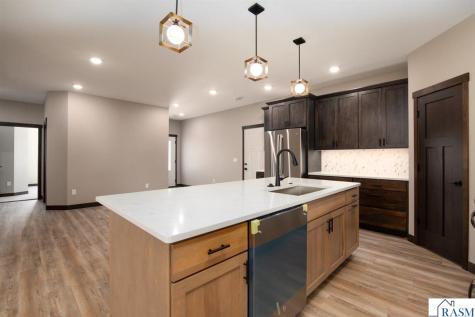 216 Dancing Waters Circle Mankato MN 56001