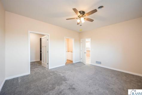 212 4th Avenue N Waldorf MN 56091