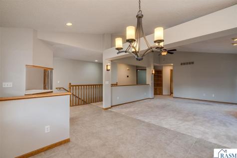 204 Parkway Place Mankato MN 56001