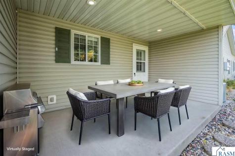 122 Oxford Path Mankato MN 56001