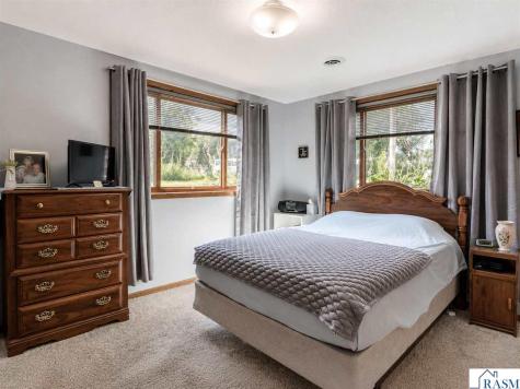 303 S Main Street Lake Crystal MN 56055