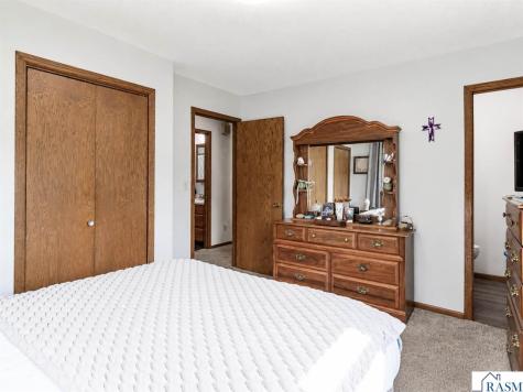 303 S Main Street Lake Crystal MN 56055