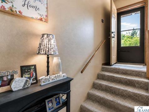 303 S Main Street Lake Crystal MN 56055
