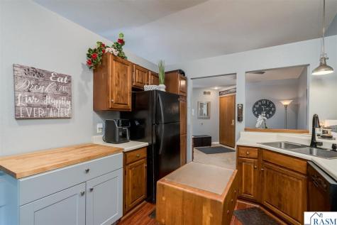 110-4 Teton Lane Mankato MN 56001