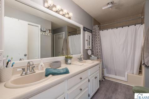 110-4 Teton Lane Mankato MN 56001
