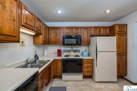 110-6 Teton Lane Mankato MN 56001